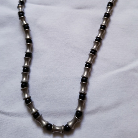 Snake styled chocker necklace - Picture 2 of 3